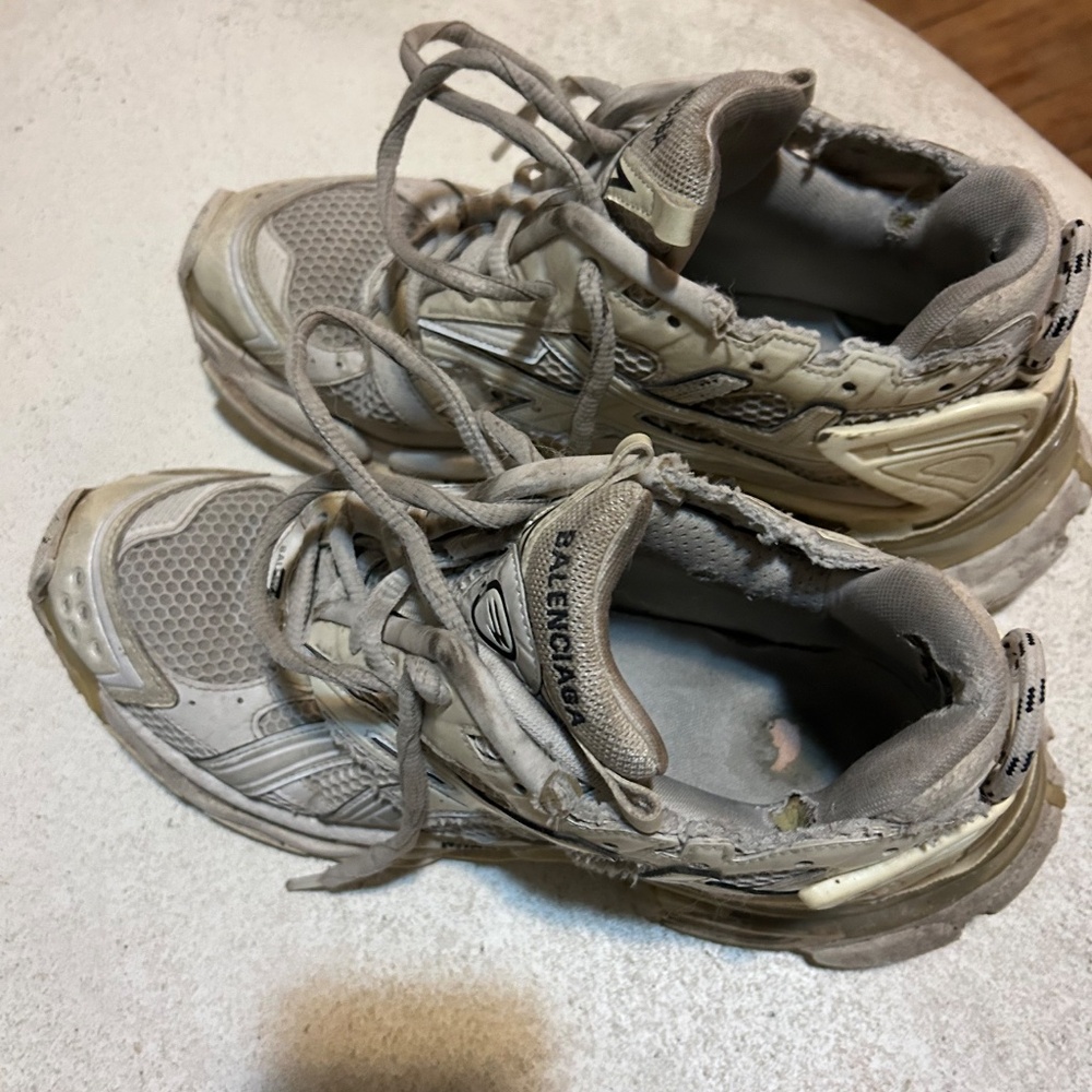 Balenciaga Runner men shoes used size 11 44 - Picture 2 of 5